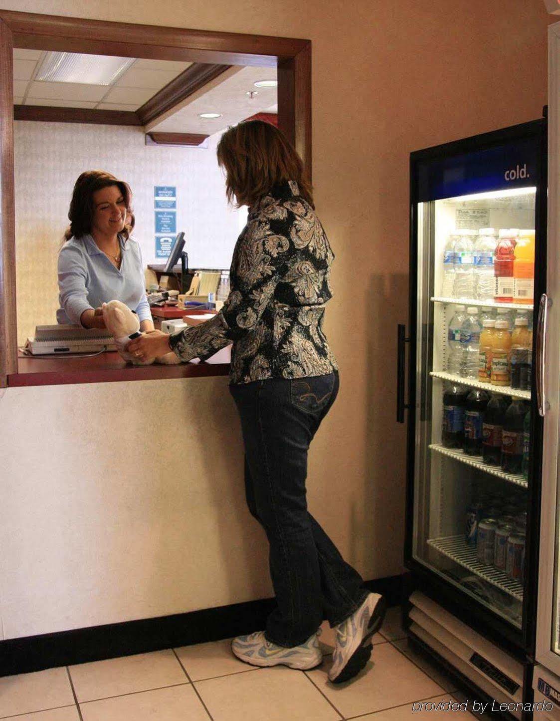 Hampton Inn & Suites Cleveland-Independence Ngoại thất bức ảnh